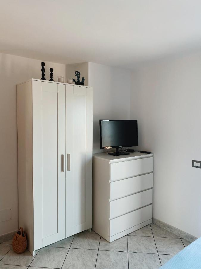 Terrazza Delle Rose Apartment เน็ตตูโน ภายนอก รูปภาพ